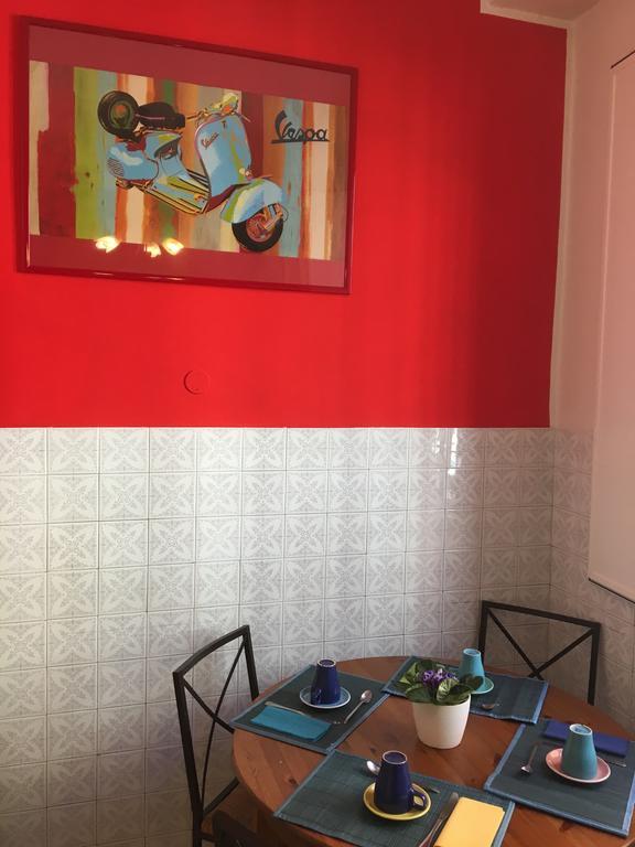 Delightful Apartment 100 Meters From The Colosseum Exterior photo