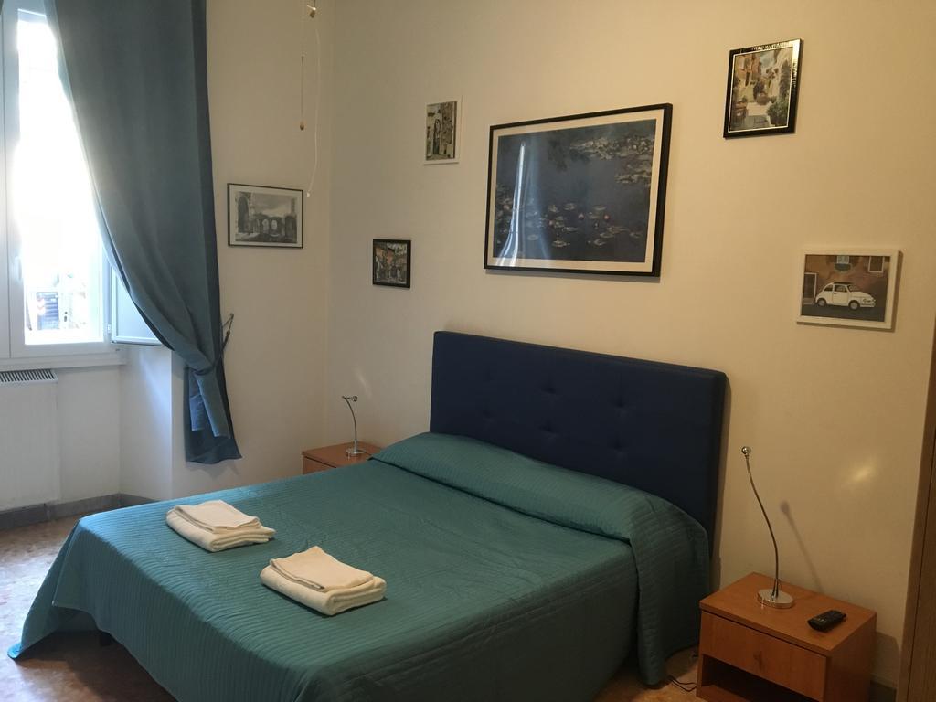 Delightful Apartment 100 Meters From The Colosseum Exterior photo